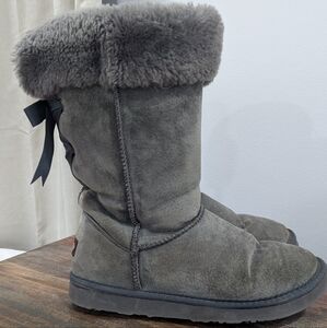 Lamo Mykos Adele Tall Suede Boots Bows Gray Faux Fur Lining Side Zip, Size 7